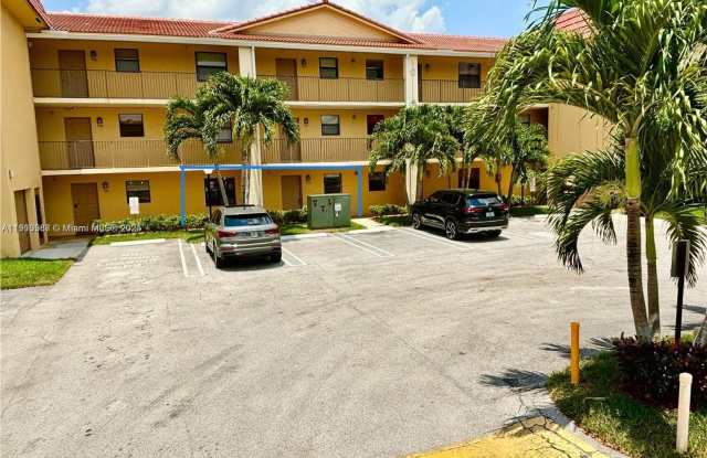 11453 NW 39th Ct photos photos