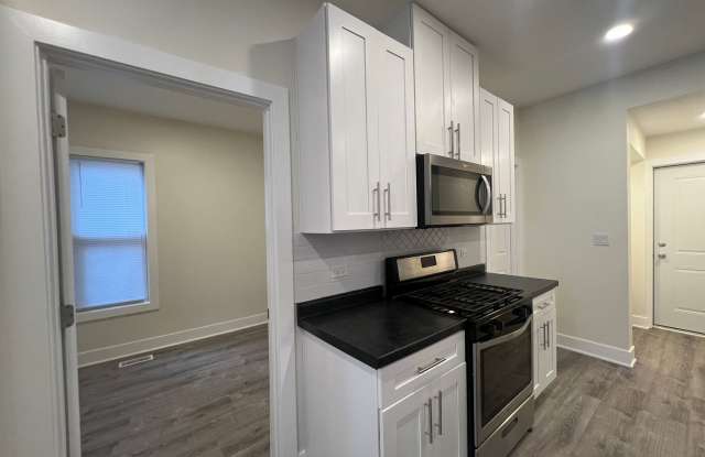 3427 Lake St Lansing, IL 60438 Gallery 4
