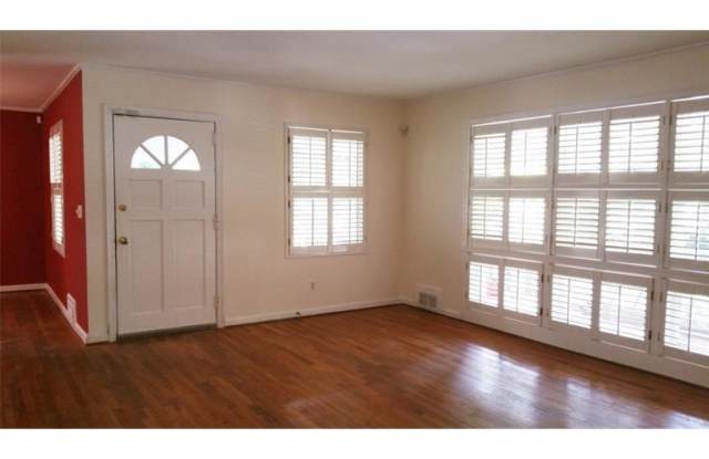 2515 Ridgewood Road NW Gallery 4