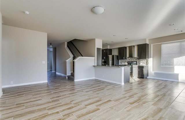 12025 Worthwood Street Gallery 4