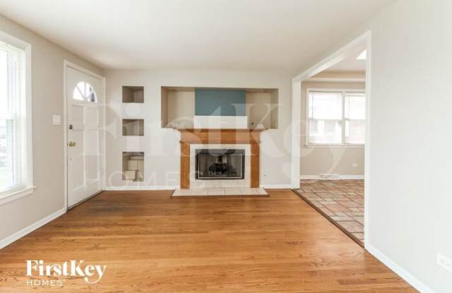 7710 Oak Park Avenue Gallery 3