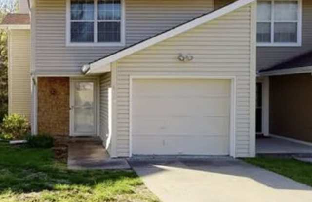 Spacious 3 Bed, 3 Bath Home with 1-Car Garage in Desirable Kansas City Northland Location photos photos