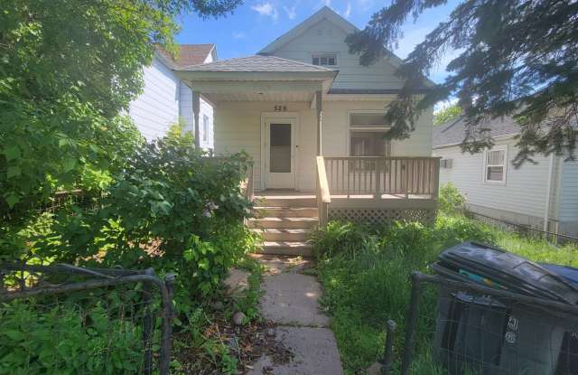AVAILABLE AUGUST - 2 BED 1 BATH photos photos