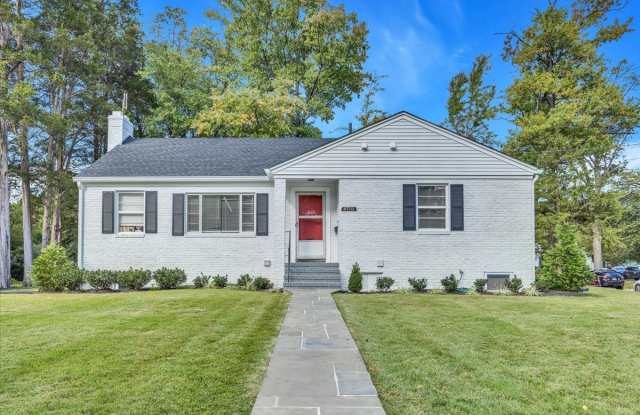 4710 Harvard Road photos photos