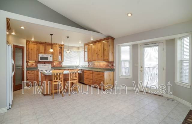 144 S Mountain Road Gallery 4