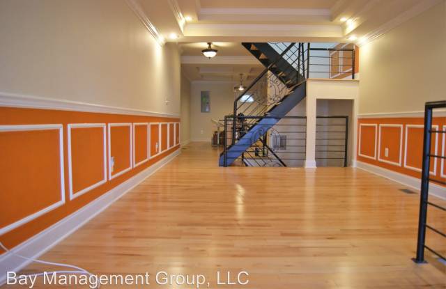 1268 James Street Gallery 3