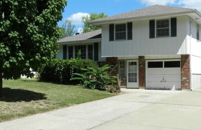 13419 Winchester Ave - 13419 Winchester Avenue, Grandview, MO 64030