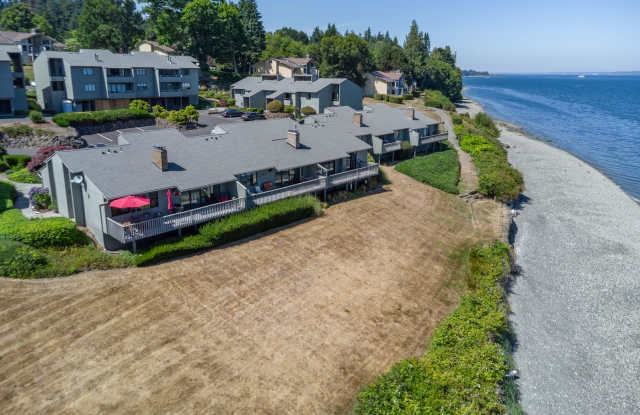 Short-Term Waterfront Retreat | Fully Furnished Option Available photos photos