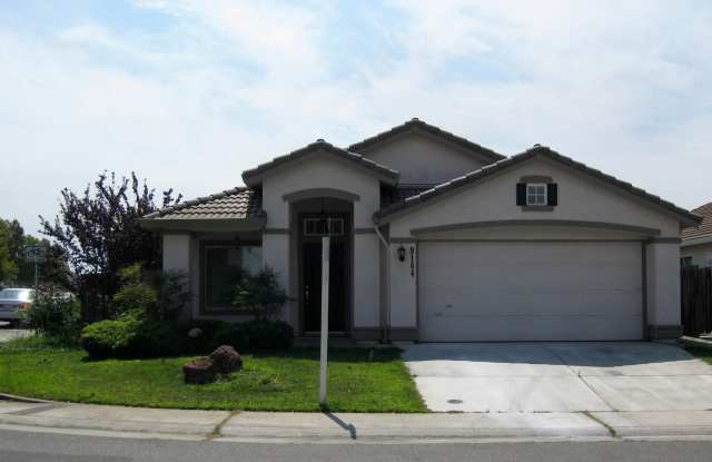3 Bed, 2 Baths, 1485 SF. 2 Car Garage, single story home, Tenants pay $175 monthly towards WS photos photos