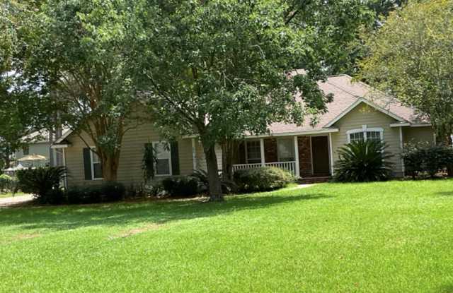 4 Bed 2 Bath in Woodbine Available in November photos photos