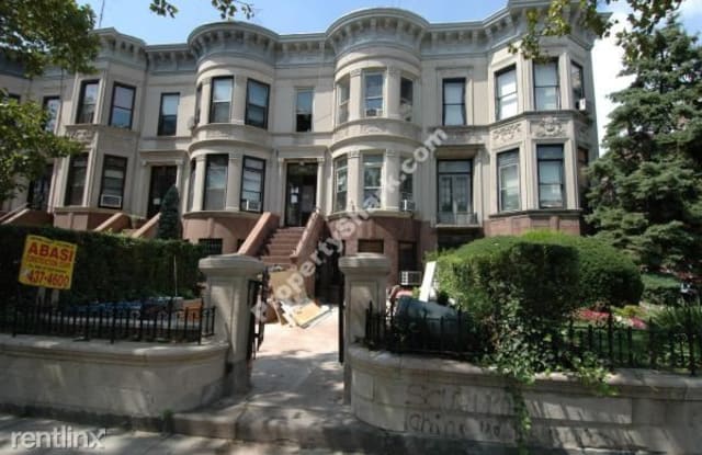 182 Ocean Pkwy 2nd Floor - 182 Ocean Parkway, Brooklyn, NY 11218
