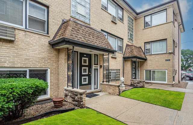 6751 N Olmsted Avenue photos photos