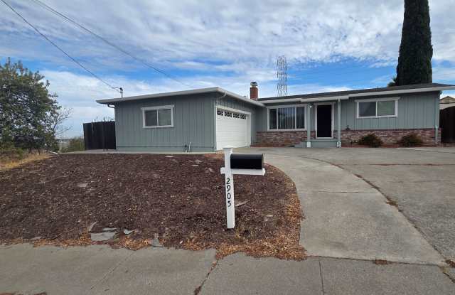 Antioch Home on large, private lot Gallery 1
