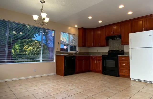 33941 Macmillan Way - 33941 Macmillan Way, Fremont, CA 94555