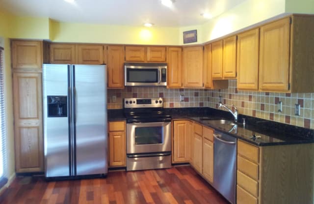 6306 GUN CAP COURT - 6306 Gun Cap Court, Centreville, VA 20121