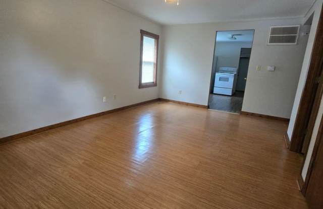 2 bedroom 1 bathroom Gallery 3