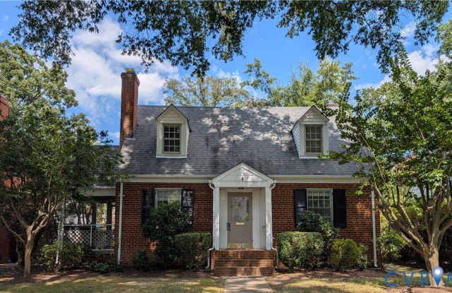 4708 Bromley Lane Gallery 1