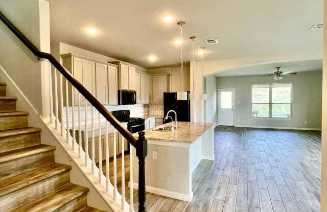 15306 Comanche Grove Gallery 3
