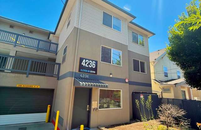 Montlake Villas photos photos