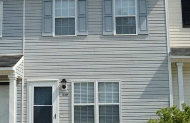330 Bracken Place - 330 Braken Place, Jacksonville, NC 28540