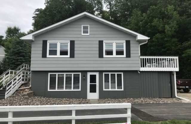 15783 West Avenue South East Gallery 2