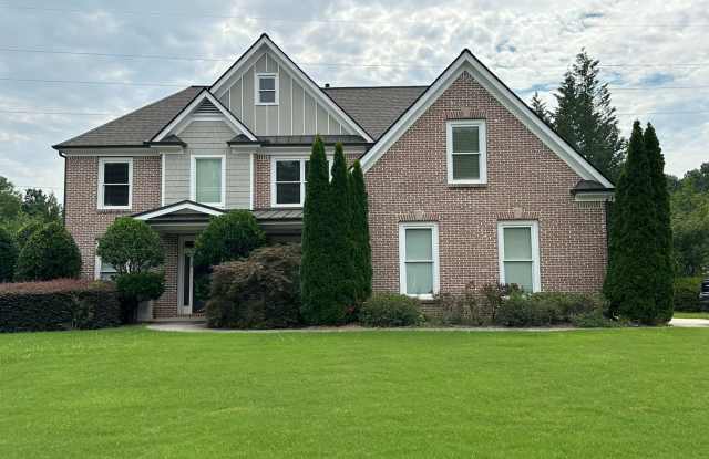 Brick Single Family Rental - 4 bedroom/4.5 Bath - Suwanee, GA photos photos