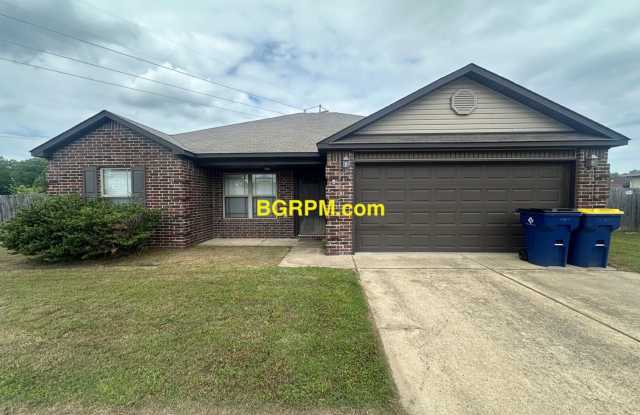 3 Bedroom, 2 Bath, Home in Cabot photos photos