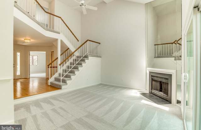 1281 WEDGEWOOD MANOR WAY Gallery 3
