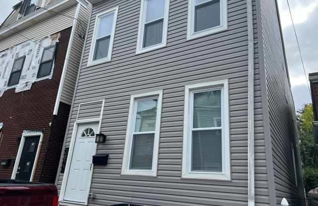 Lawrensville - House - 3822 Howley Street, Pittsburgh, PA 15201 Lawrensville - House - 3822 Howley Street, Pittsburgh, PA 15201