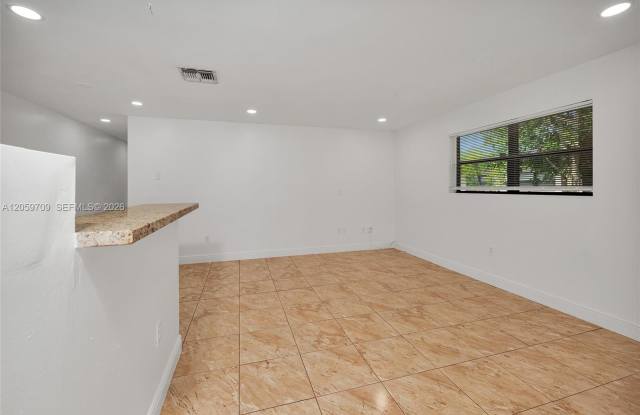 8752 Southwest 145th Street Gallery 2