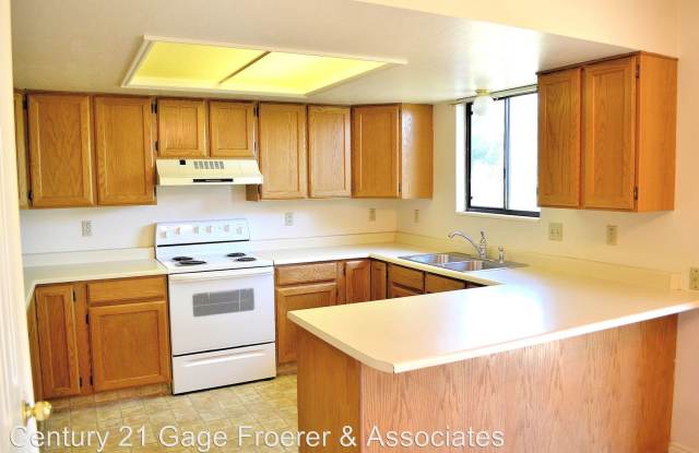 1288 E Nicholls Road Gallery 3
