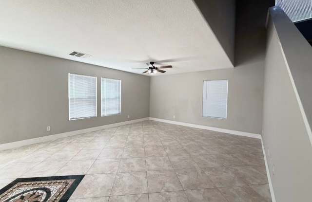 Come check out this beautiful 2,544 sqft 5 bed 3 bath home with an open floorplan! Gallery 4