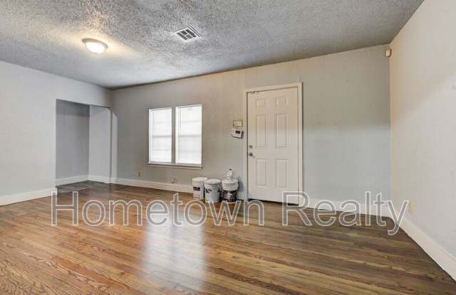 2114 N Bath Avenue Gallery 4