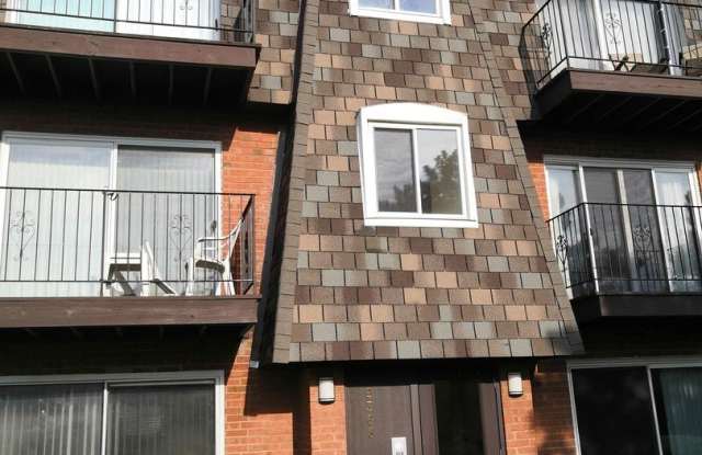 9368 BAY COLONY Drive unit: 2S photos photos