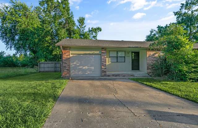 2204 Douglas St photos photos