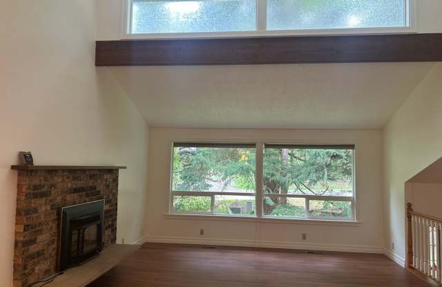 4 Bedroom Home Near Whatcom Falls photos photos 4 Bedroom Home Near Whatcom Falls photos photos