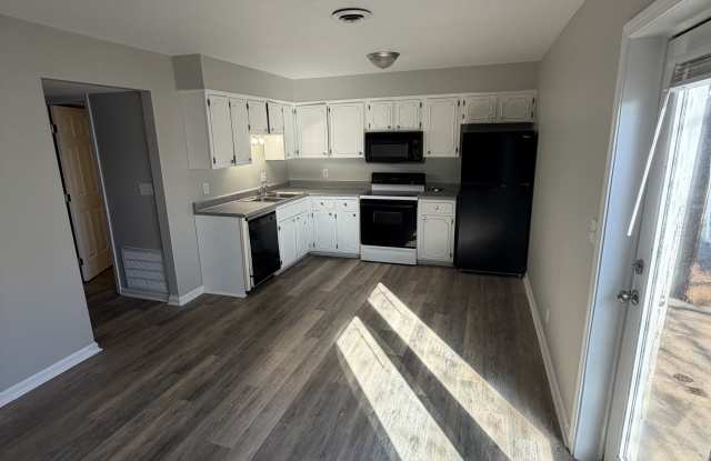 101 Daffodil Drive #4 - 4 photos photos 101 Daffodil Drive #4 - 4 photos photos