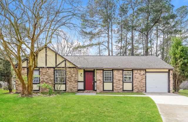 405 Crestwood Drive Gallery 1