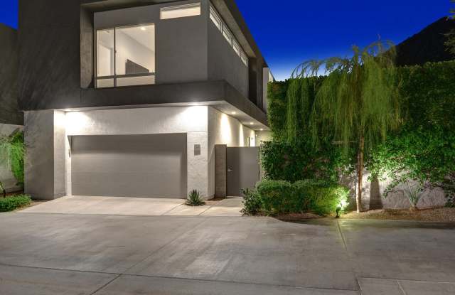329 Goleta Way - 329 Goleta Way, Palm Springs, CA 92264