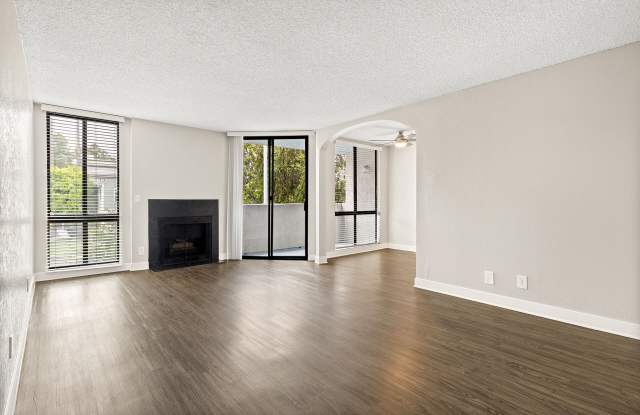 4250 Coldwater Canyon Apartments Gallery 3