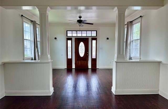 1812 N TONTI Street photos photos