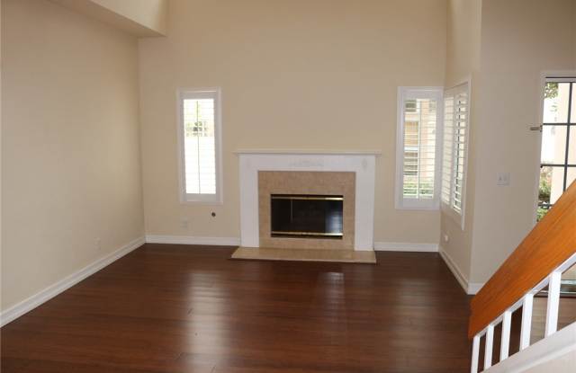15 Meadowbrook Gallery 3