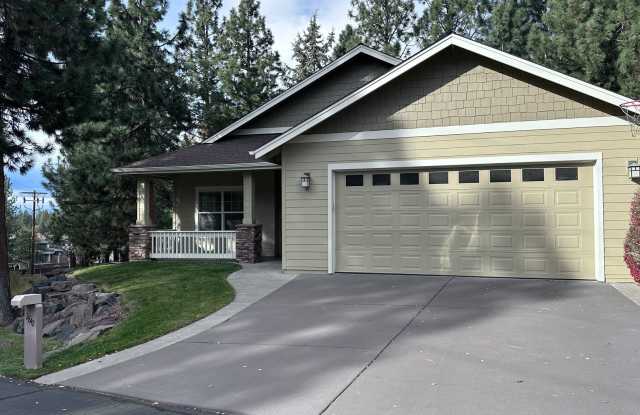 Luxury Living in Awbrey Court: Your 4 Bed Dream Home Awaits! photos photos