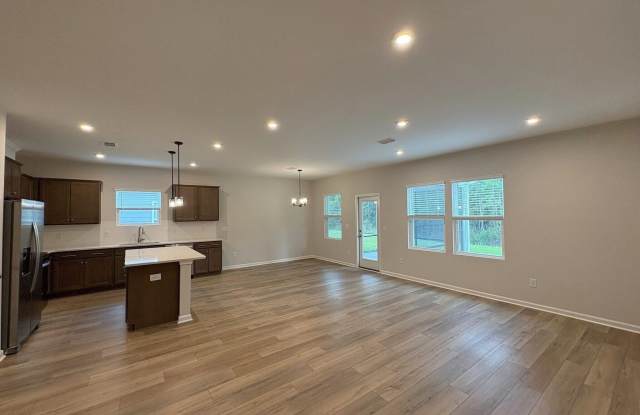 1082 River Marsh Path SE Gallery 4
