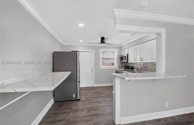 824 Bayberry Dr Gallery 4