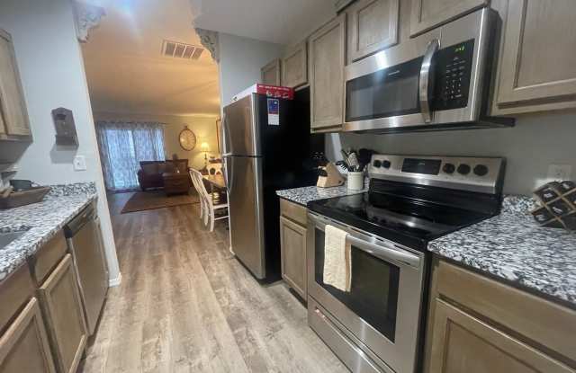 Recently Renovated Furnished 3 Bedroom 2 Bath Condo/ Apartment for Rent in Branson, MO photos photos