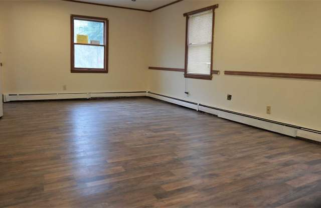 156 UPPER GRAND STREET Gallery 3