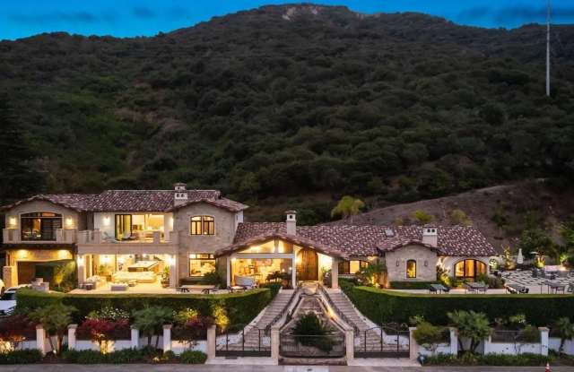 7853 Via Capri photos photos