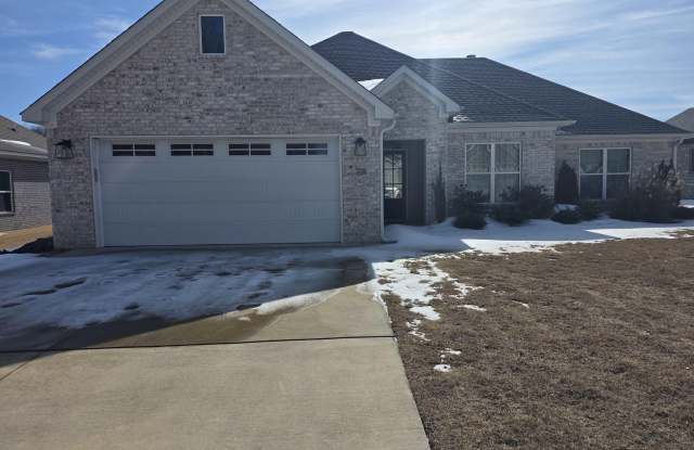 709 Dawson's Pointe Avenue photos photos