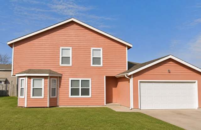 Great 3 Bed 1.5 Bath 2 Car Garage Split (2 floors) Duplex photos photos Great 3 Bed 1.5 Bath 2 Car Garage Split (2 floors) Duplex photos photos